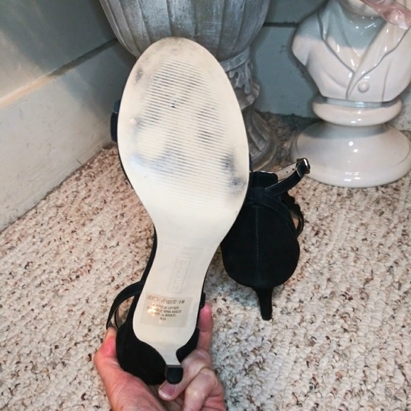 Steve Madden Vexen Sexy Black Suede Ruffled Strap Stiletto Heeled Dress Sandals - Picture 5 of 7